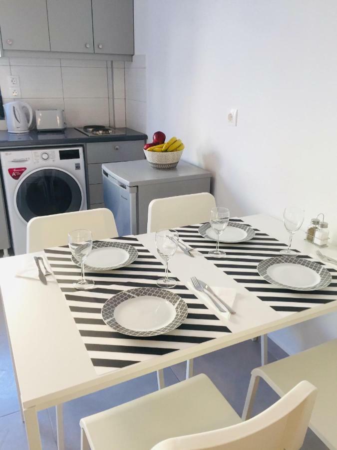 Finiki Seaside Apartment Exterior photo