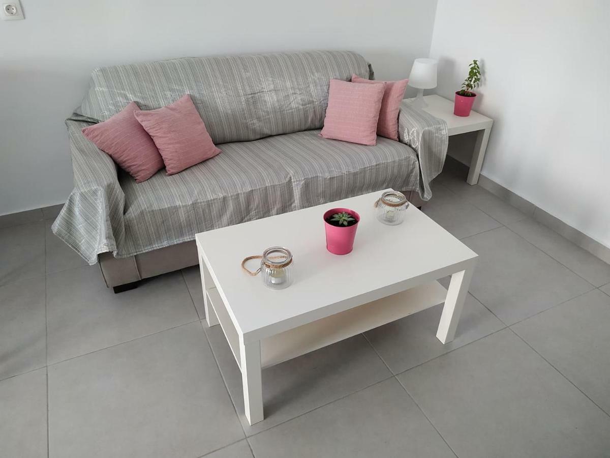 Finiki Seaside Apartment Exterior photo